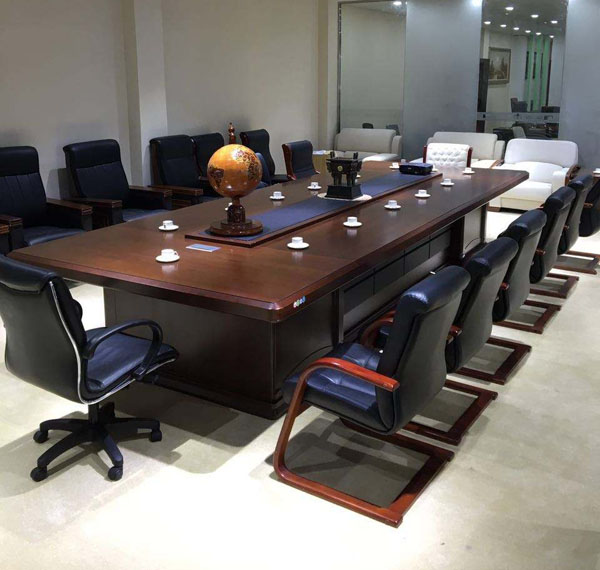 不同材質與種類的辦公家具如何養護？